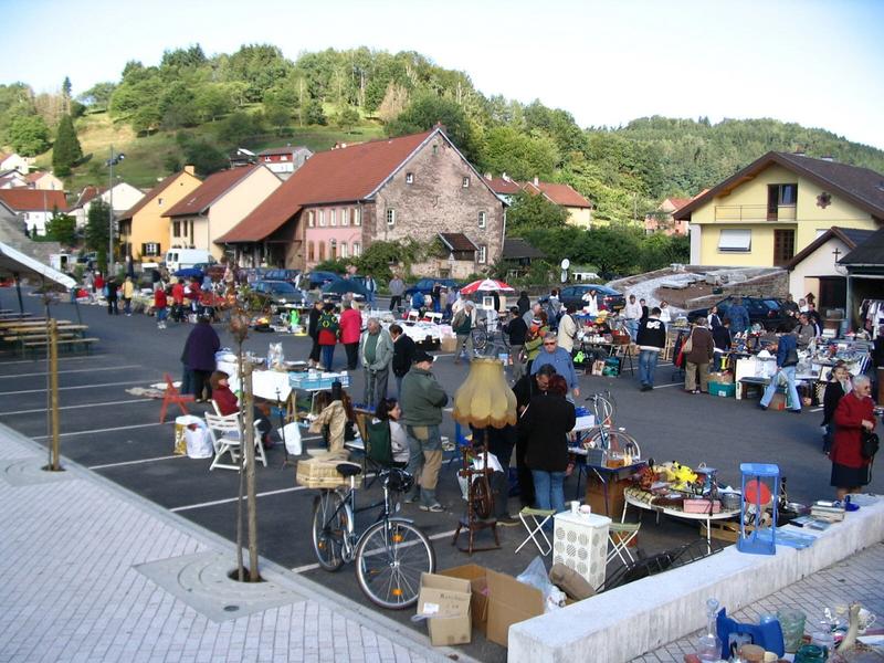 Vide greniers et journée de pêche