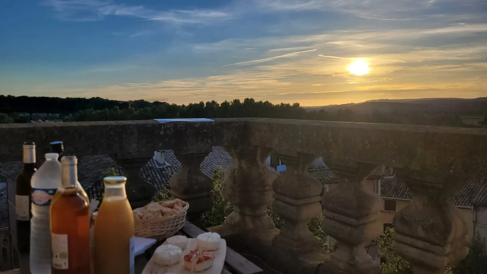 Coucher de soleil et dégustation des produits du terroir depuis le haut du Jacquemard - Journées du Patrimoine