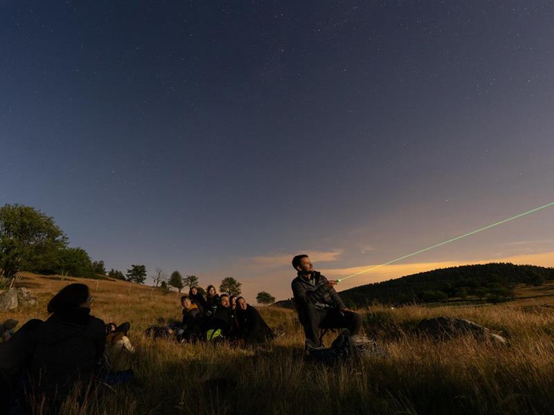 Randonnée nocturne sous les constellations du printemps