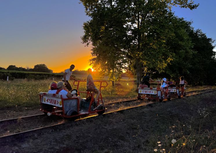Balade au crépuscule au Vélorail de l’Armagnac