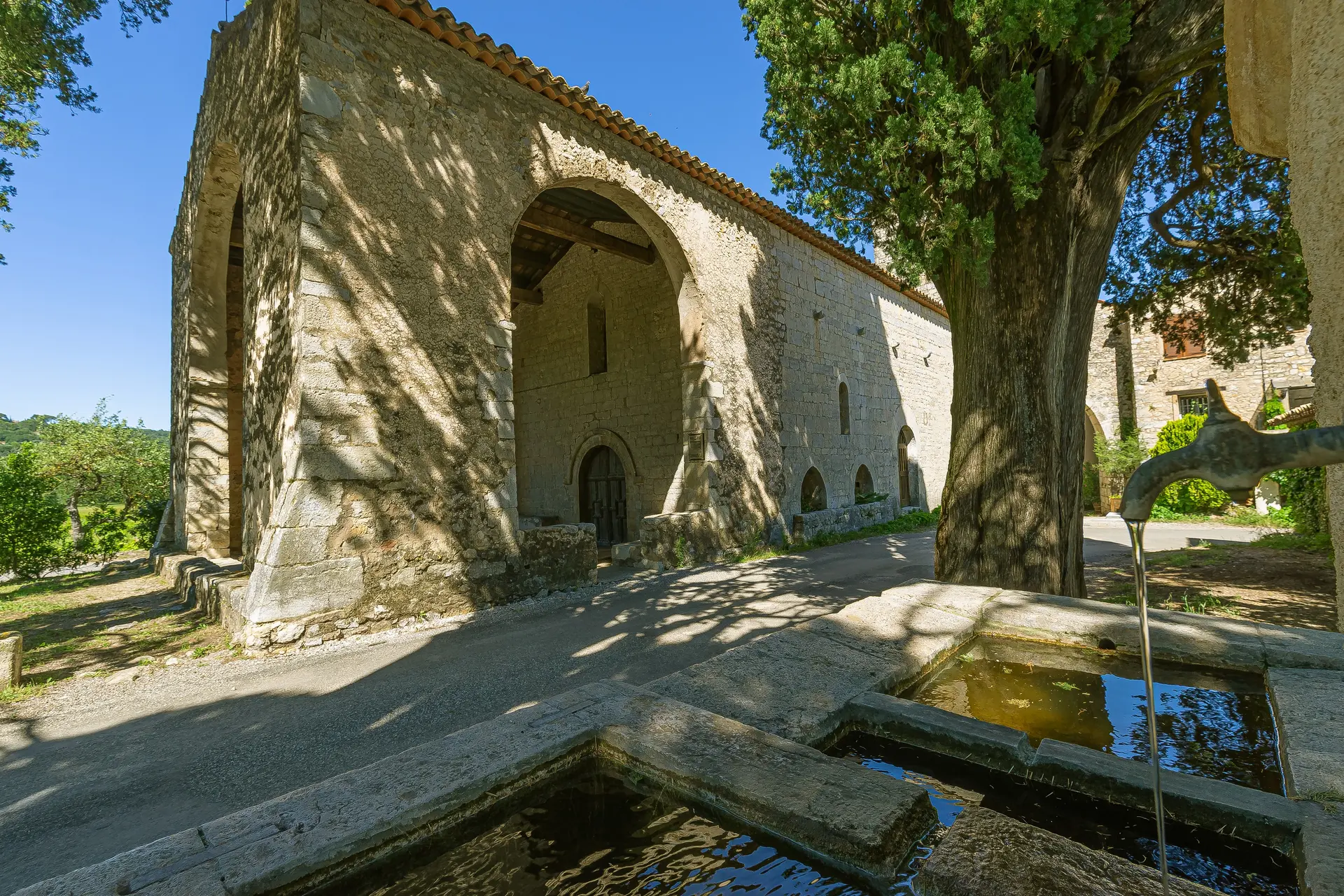 Découverte et visite de la Chapelle Notre Dame des Cyprès