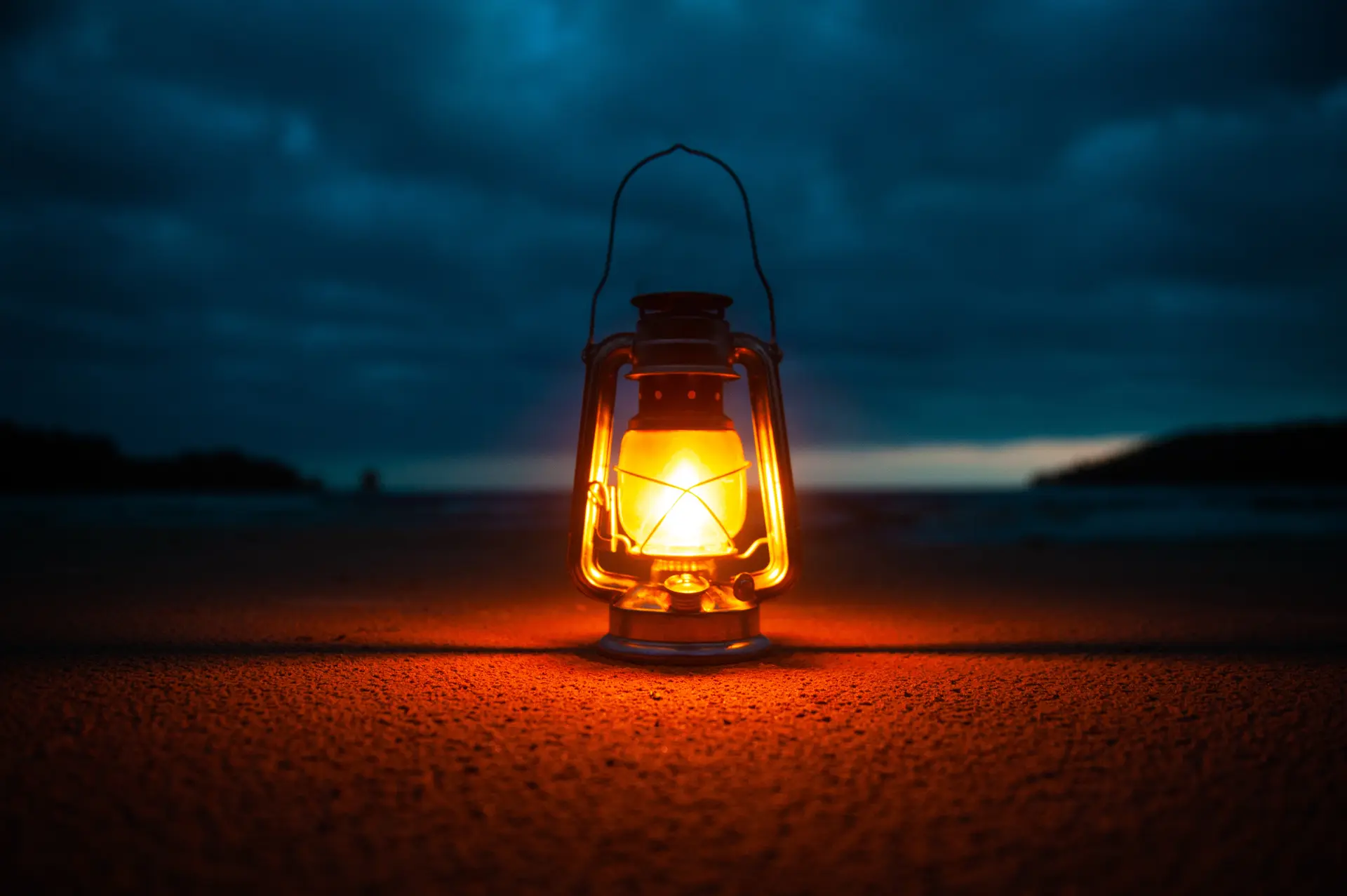 Balades aux lanternes : Pernes au temps des guerres (repas au marché nocturne)