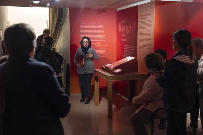 Visites guidées de "Rouge ! Archéologie d'une couleur", l'exposition temporaire d'ARCHÉA