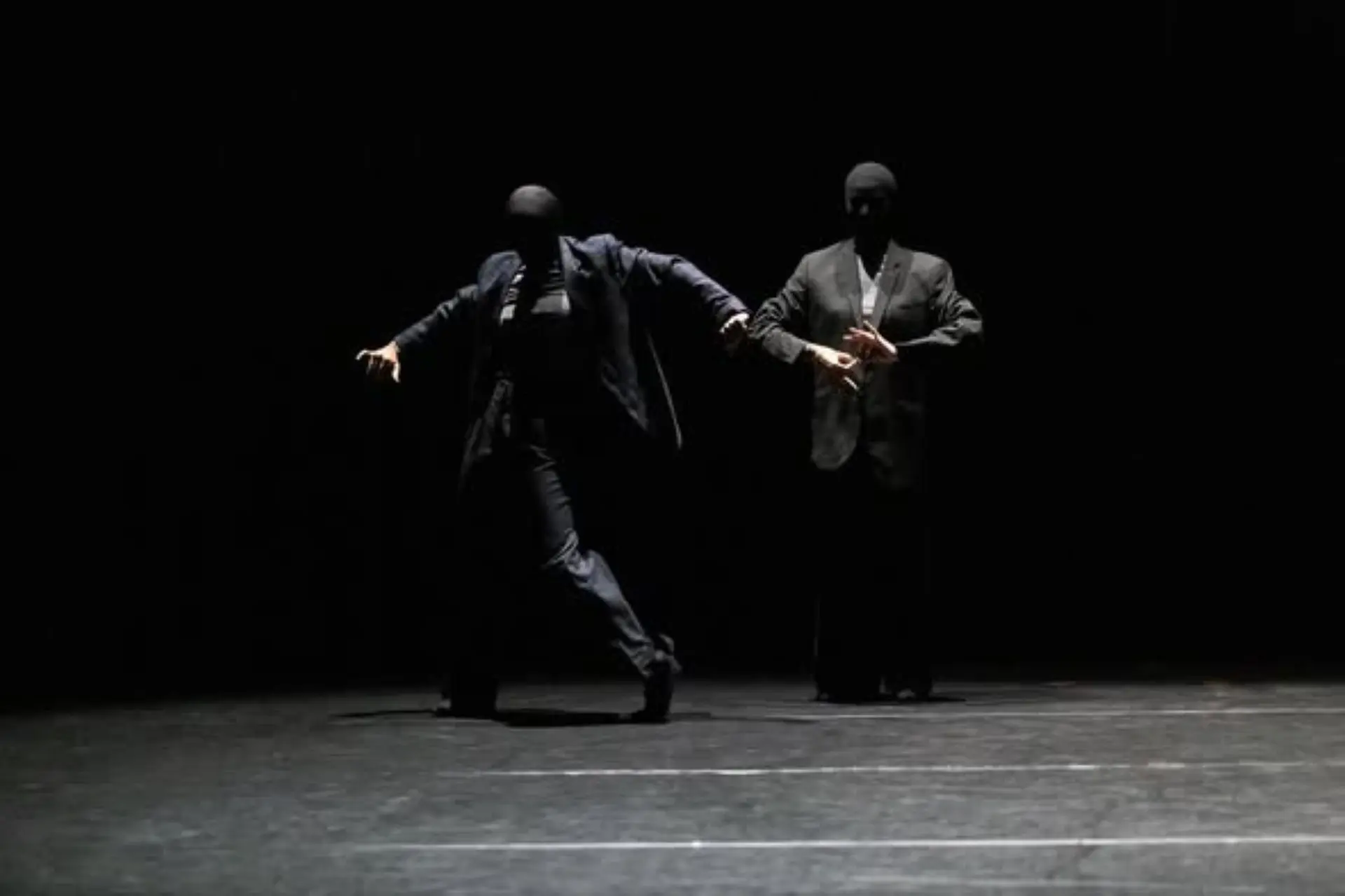 Répétition publique de "7AM" - Autour de Vaison Danses