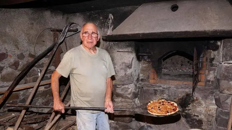 Les Jeudis animés de la Maison du Mulet : Cuisson de pains dans le four à bois