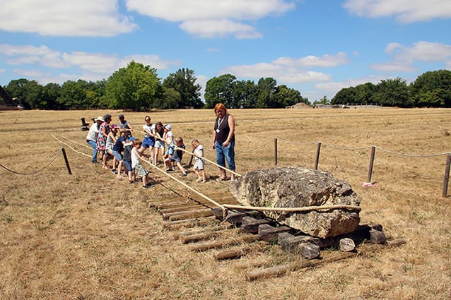 Atelier "Bâtisseurs de mégalithes" en famille - dès 8 ans