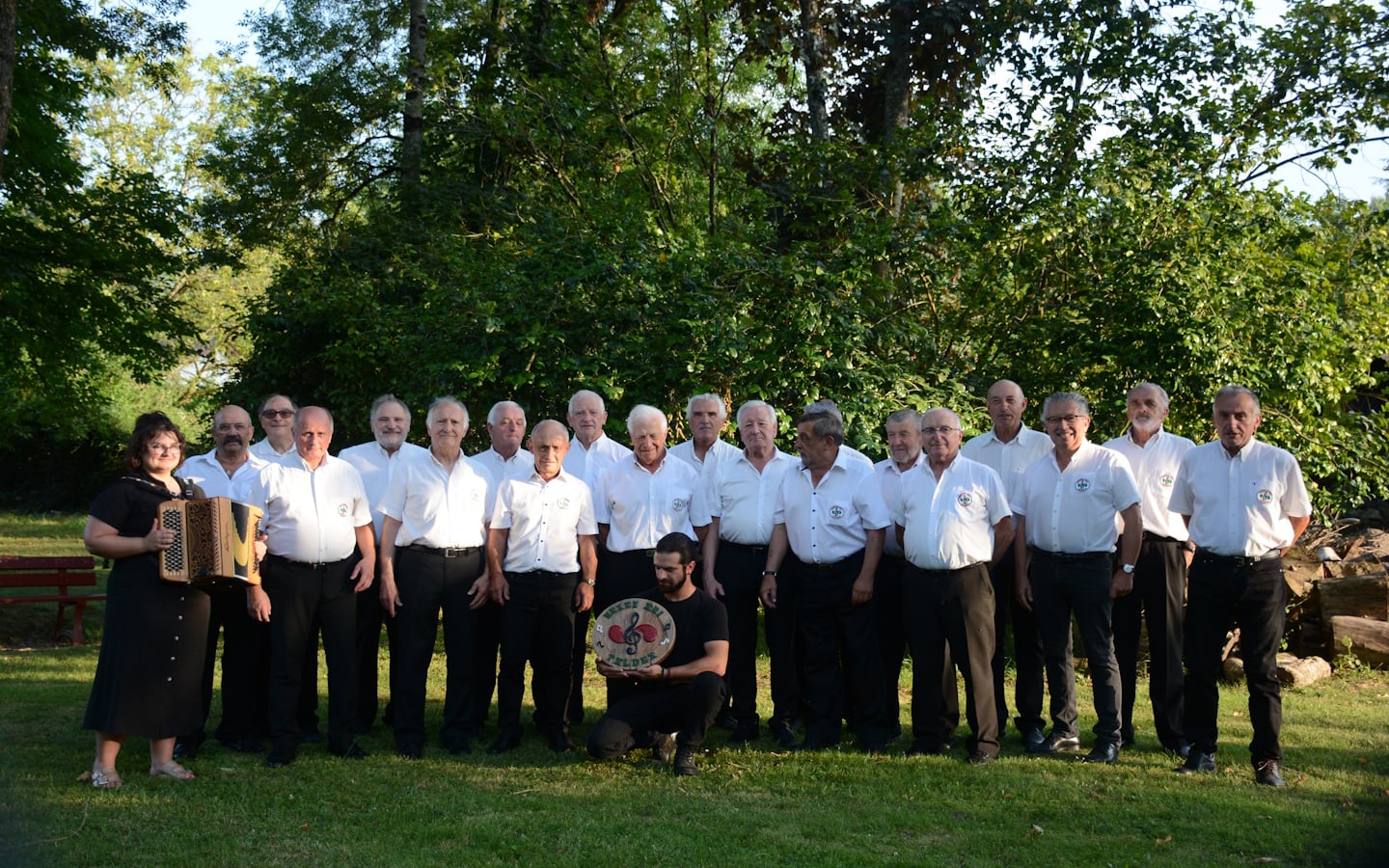Choeurs basques d'hommes avec Nekez Ari