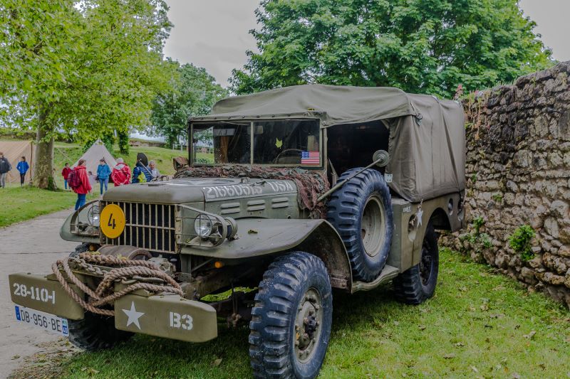 Exposition de véhicules militaires (Journées Européennes du patrimoine)