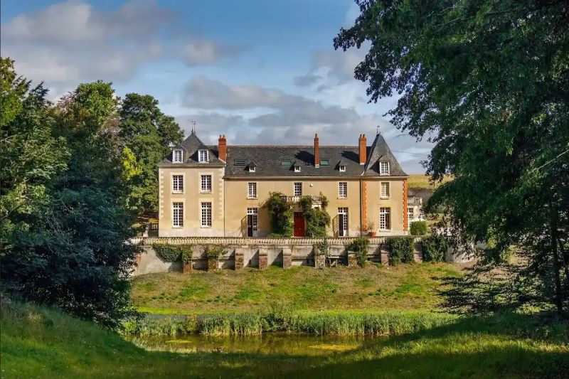 Patrimoines à savourer dans le parc du château de la Huberdière à Nazelles-Négron