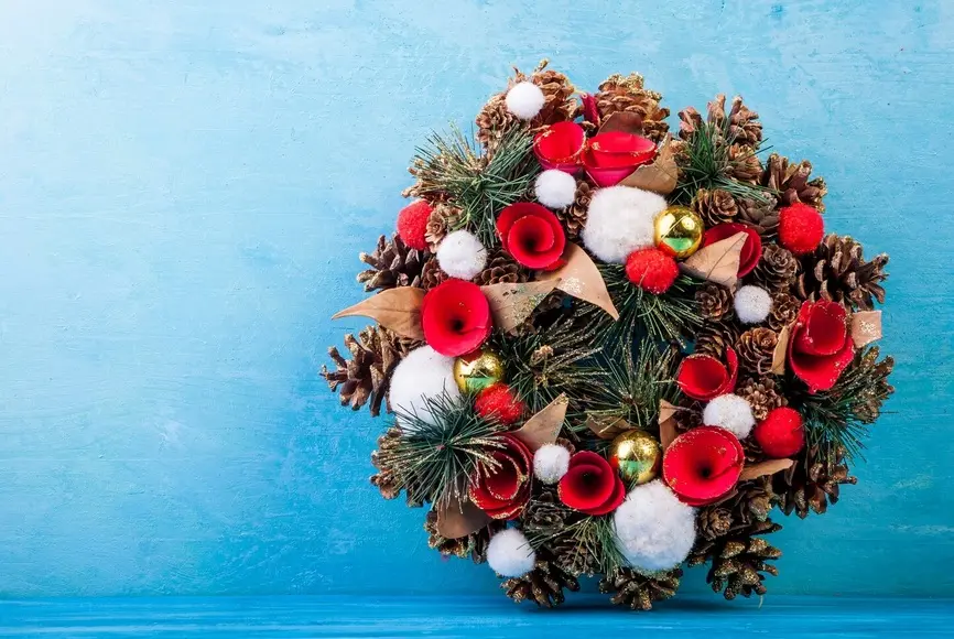 Atelier floral : sphère végétale aux éclats de noël