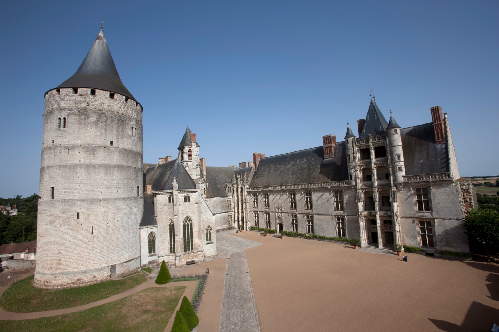 Animation - ARPP, La visite qui réveille les châteaux