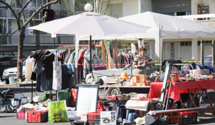 Vide grenier - bric a brac etc...