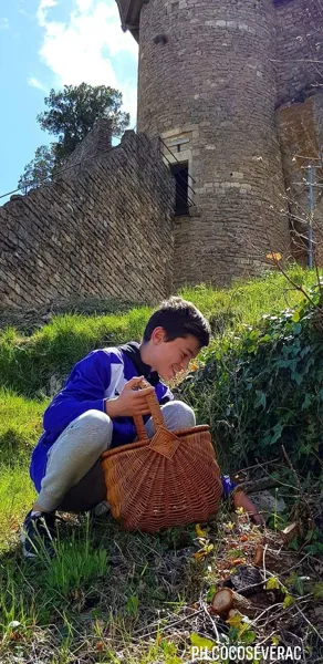 Chasse aux oeufs au château de Peyrelade