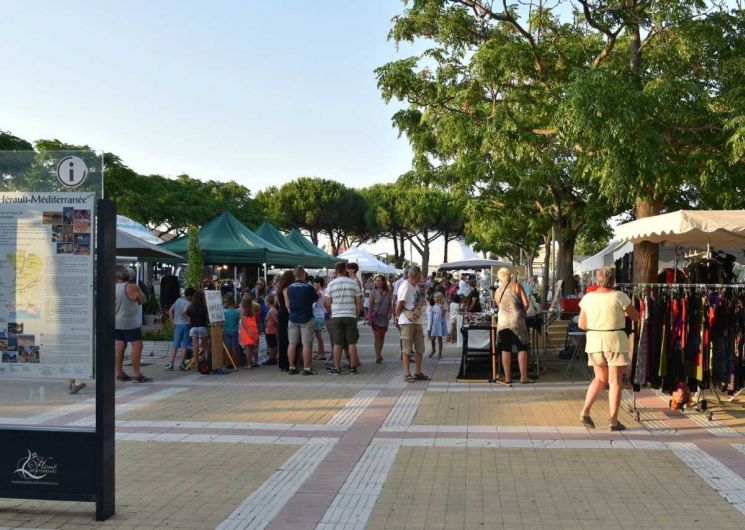 Marché Nocturne Portiragnes Plage Bicentenaire