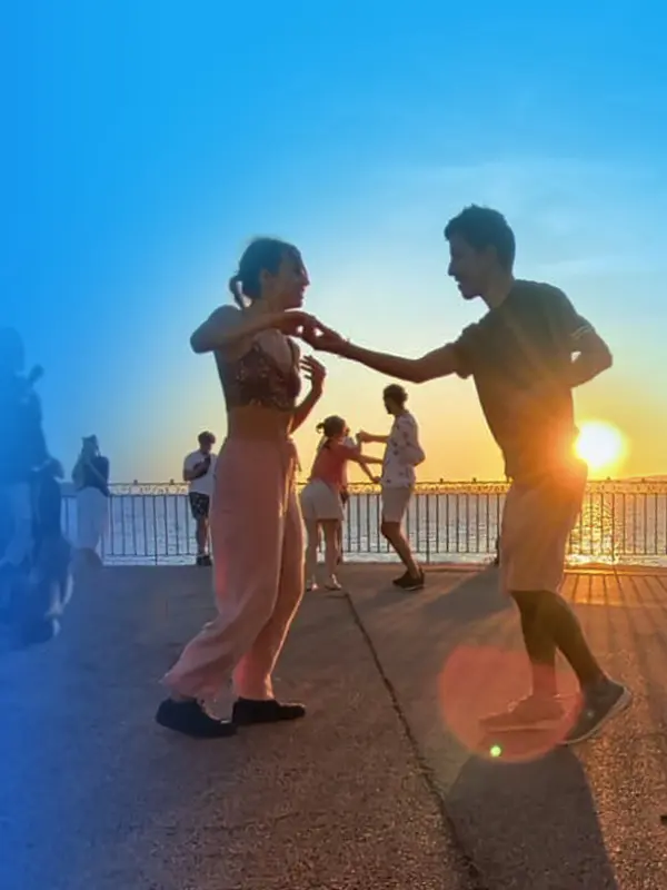 Marseille qui danse au Panier