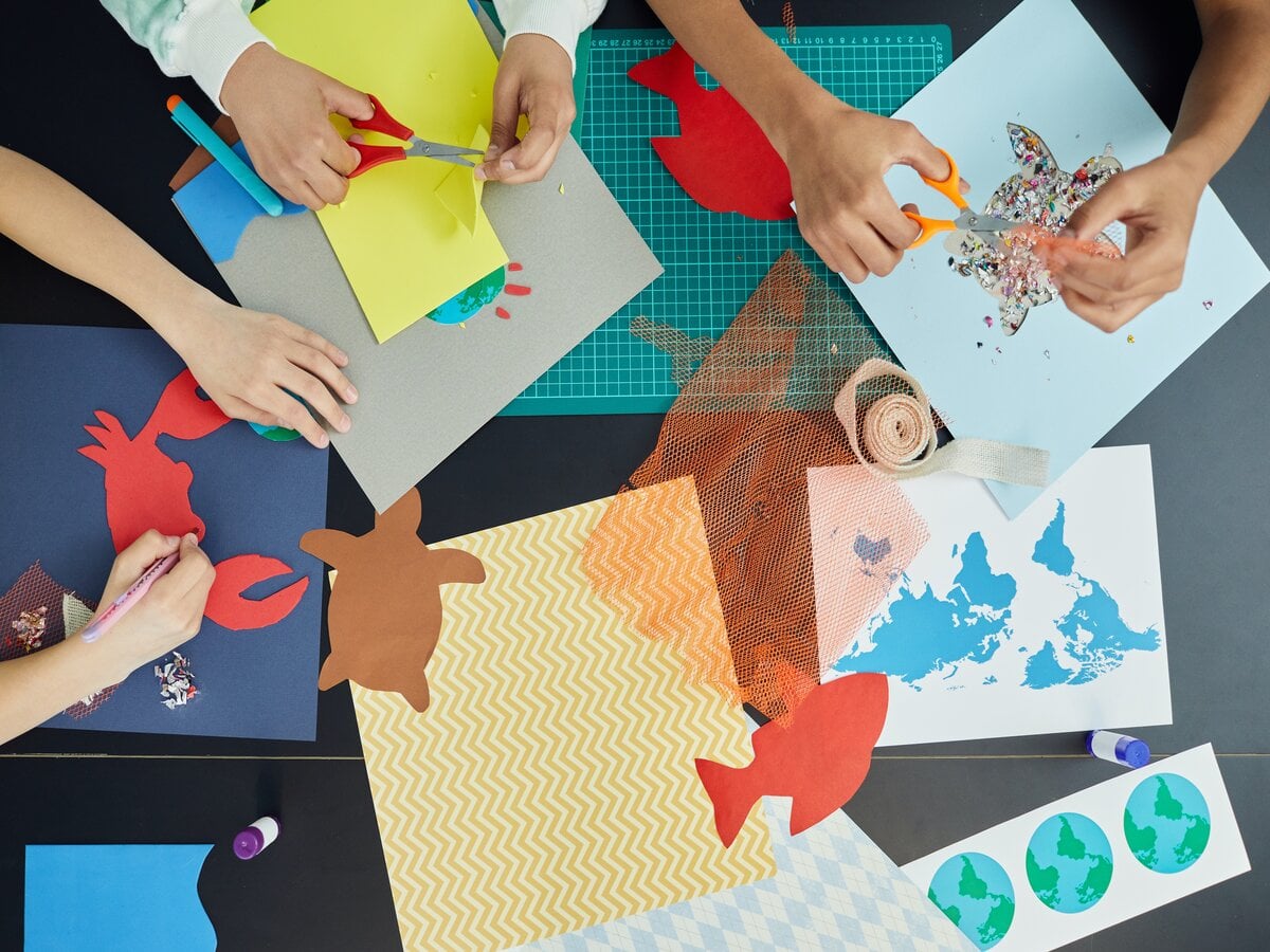 Atelier collage "L'histoire est à toi..."