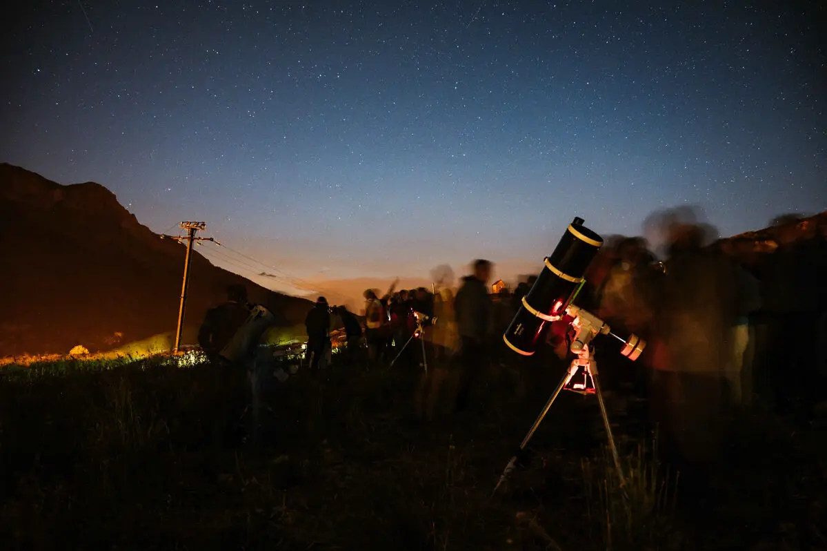 Rencontre en ciel pur - Observations du ciel nocturne aux télescopes