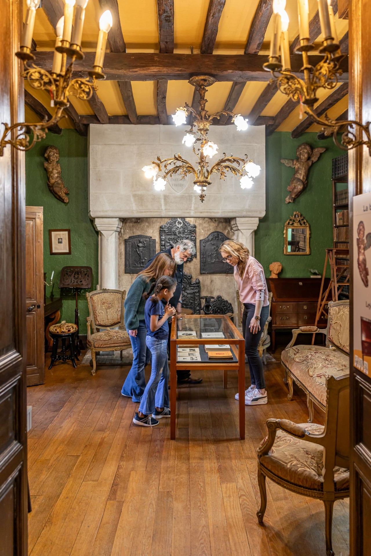 Visite commentée "La Chartreuse Voulgre de Mussidan : histoire et personnages" - Châteaux en Fête