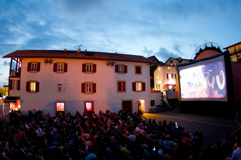 Cinéma en plein air - "Un petit truc en plus"