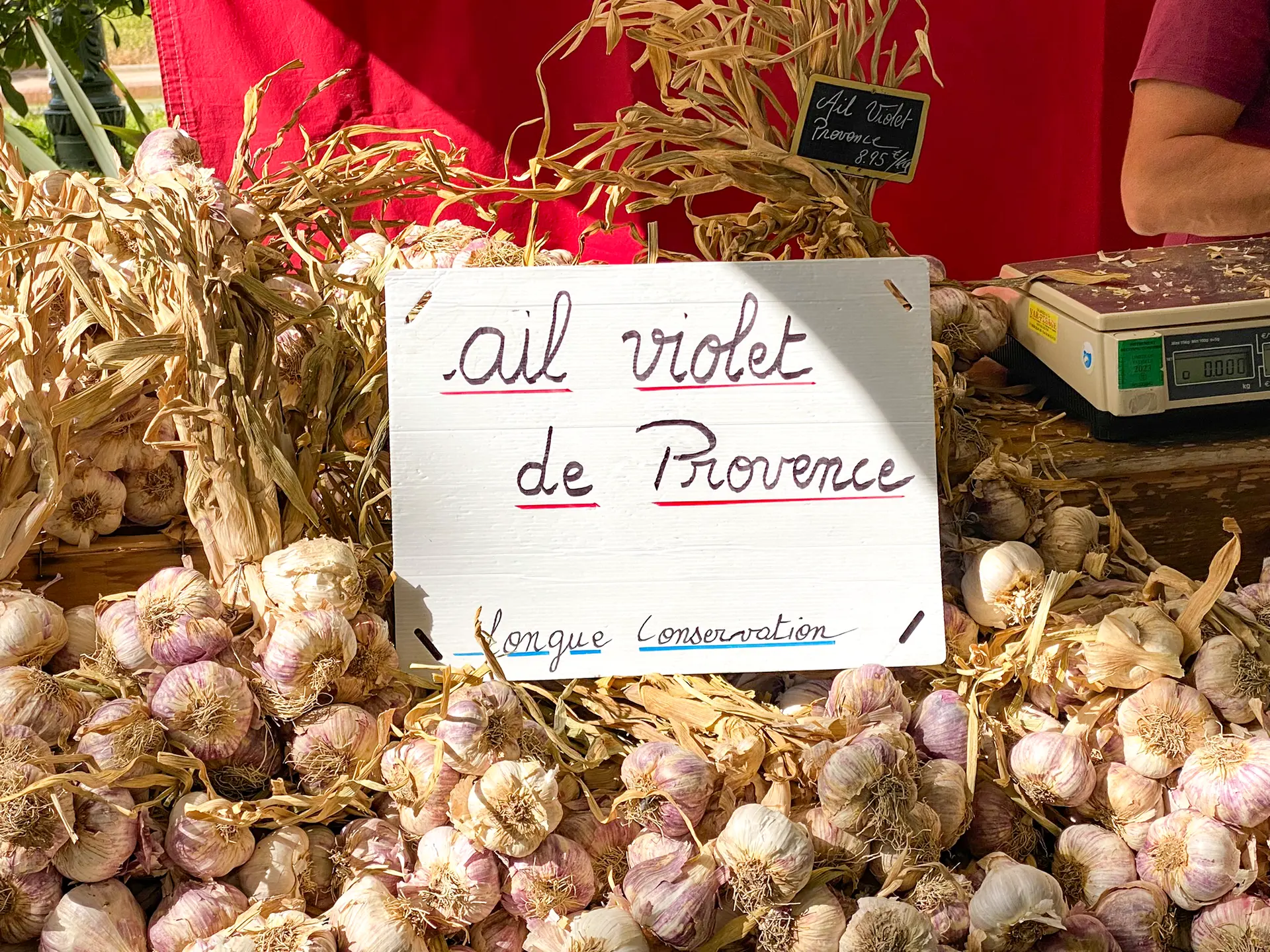 Foire à l'ail et produits provençaux