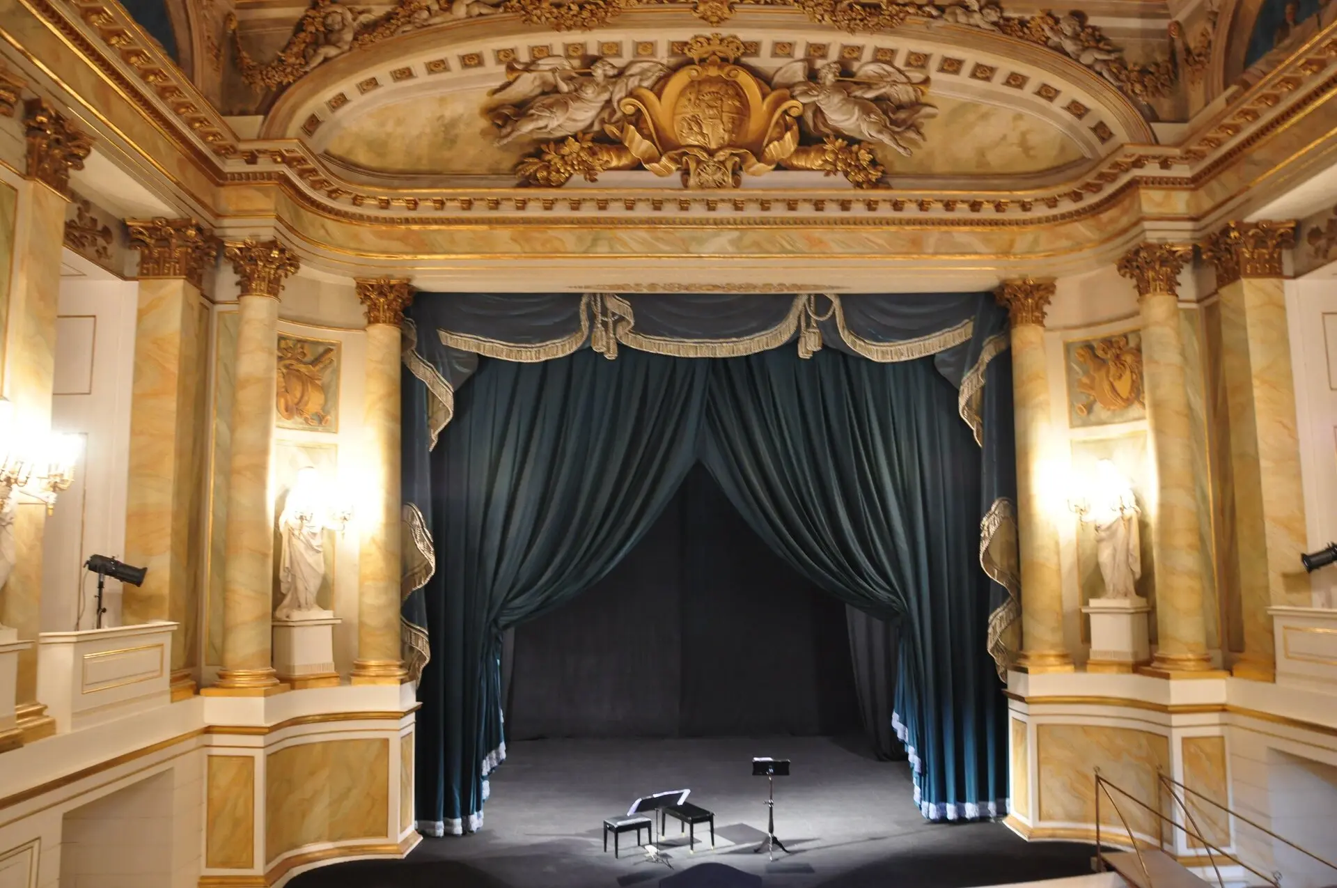 Pièce de théâtre : Les plus grands classiques de Molière revisités