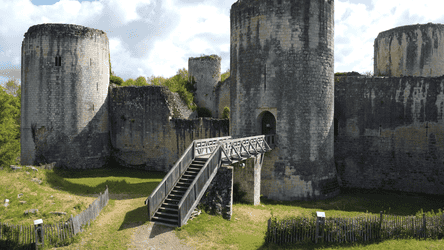 Ouverture de la Taverne du Château du Coudray-Salbart à Echiré