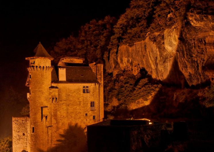 Visite Nocturne du Château de Larroque-Toirac