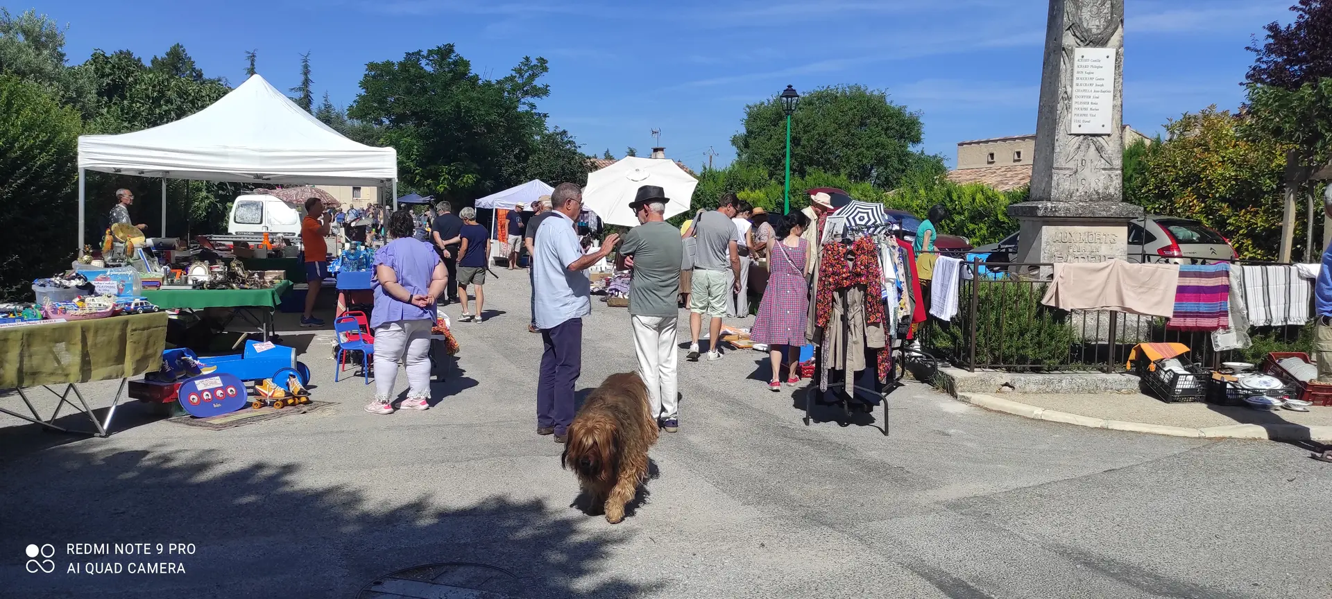 Vide grenier brocante