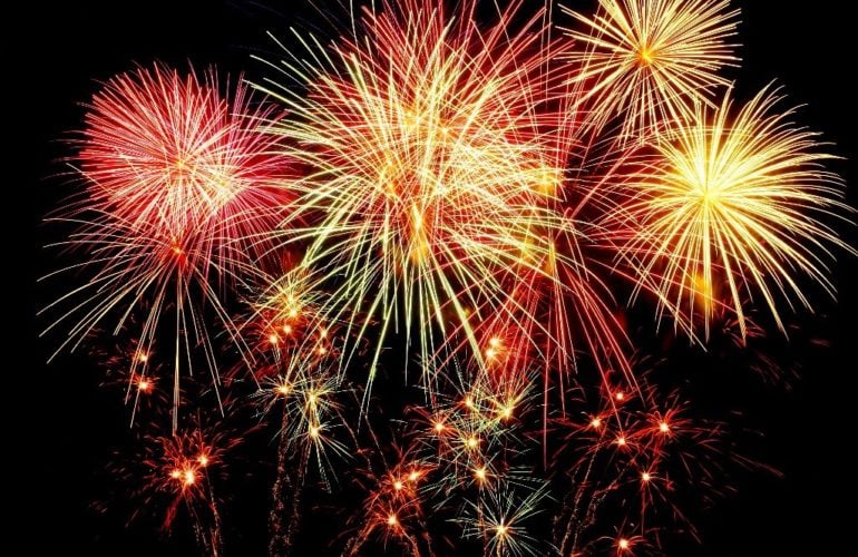 Feu d'artifice dans le cadre de la Fête des Corps Saints