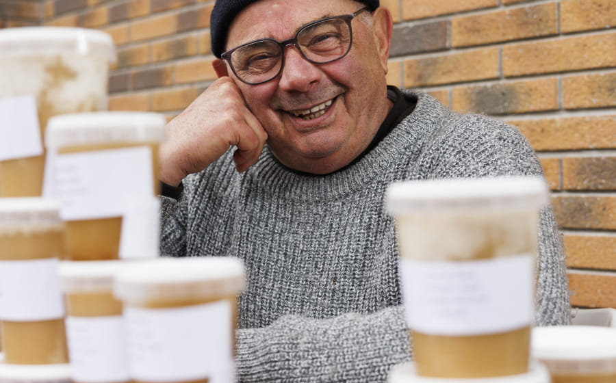 Rencontre avec un apiculteur