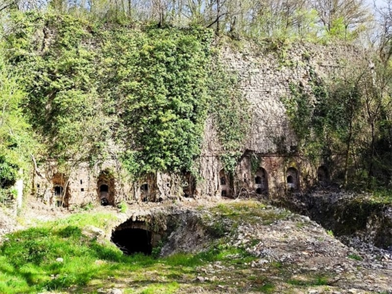 Visite du four à chaux