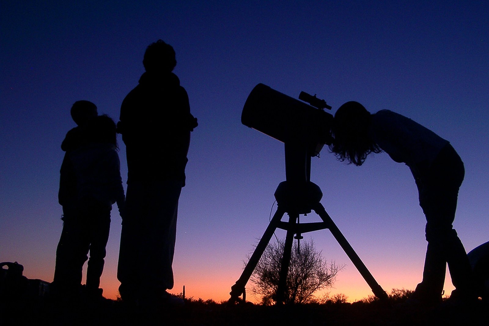 STAGE D'INITIATION A L'OBSERVATOIRE ASTRONOMIQUE