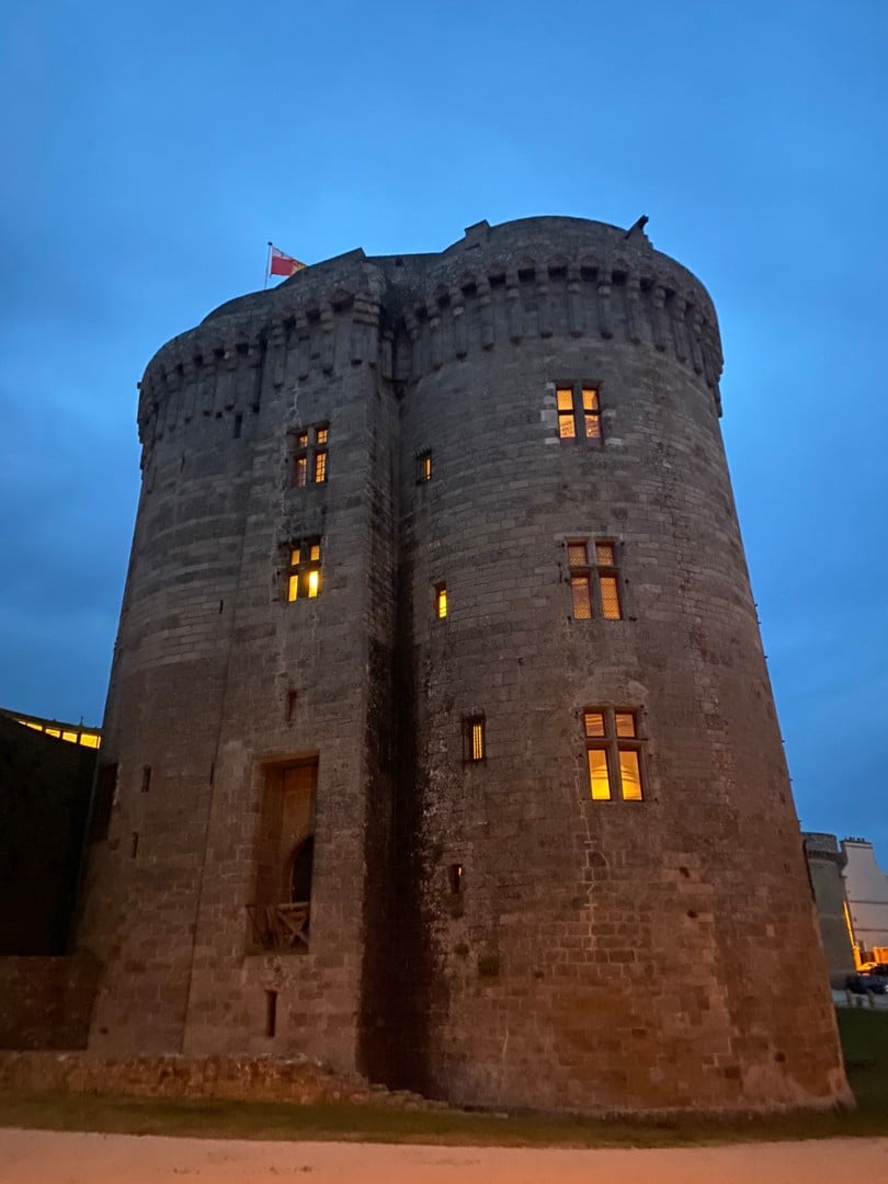 Visite nocturne au Château de Dinan