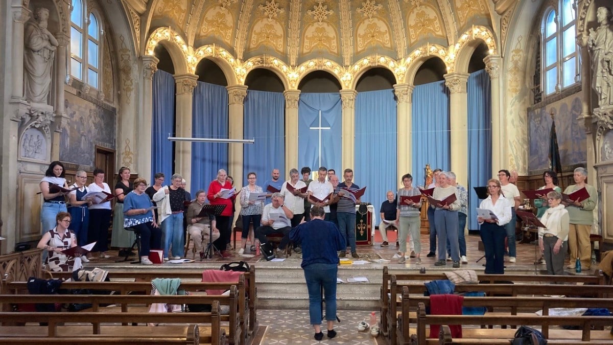 Résonance chante à la chapelle Saint-Paul de Cherbourg