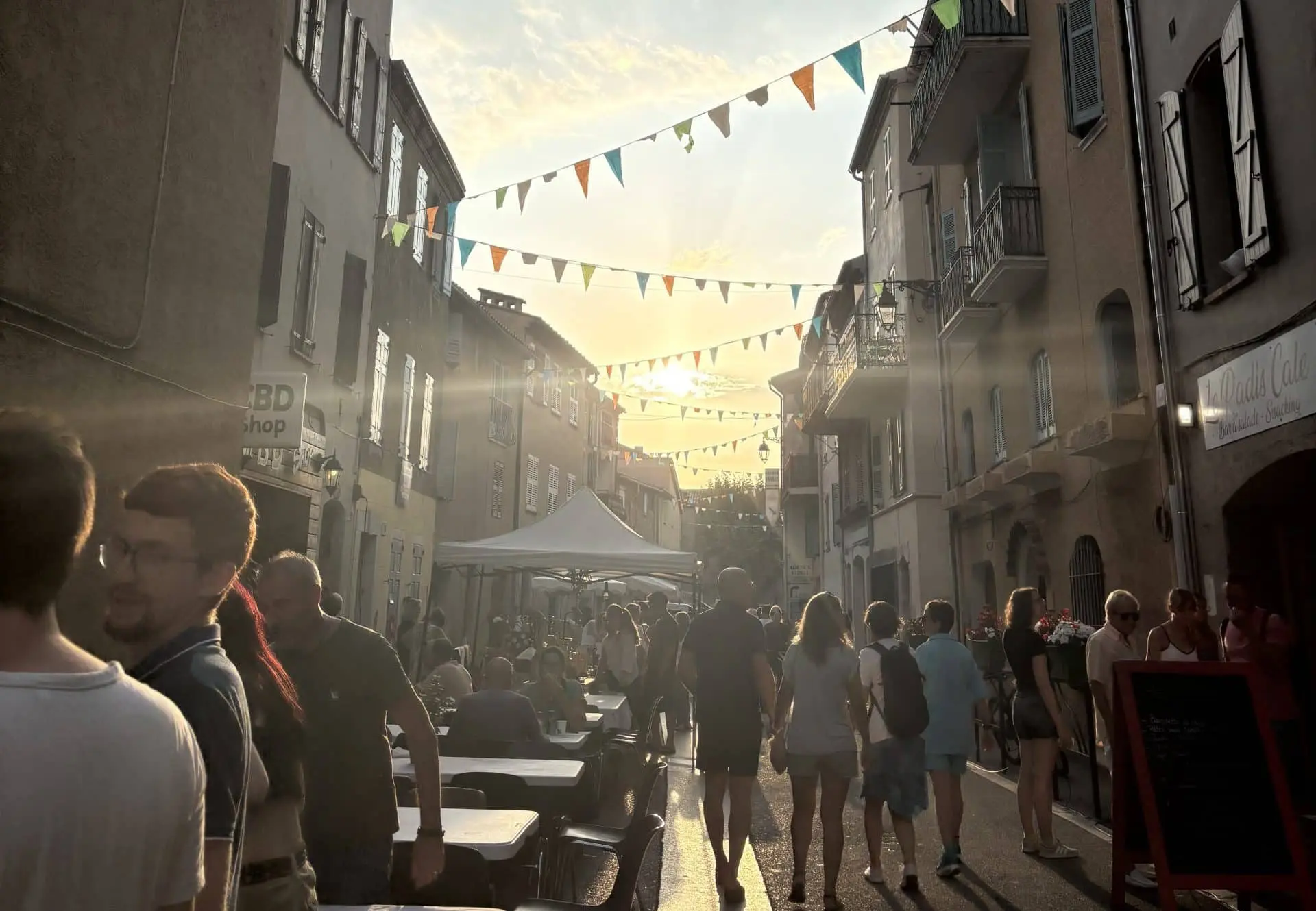 Marché nocturne - Saint-Vallier-de-Thiey