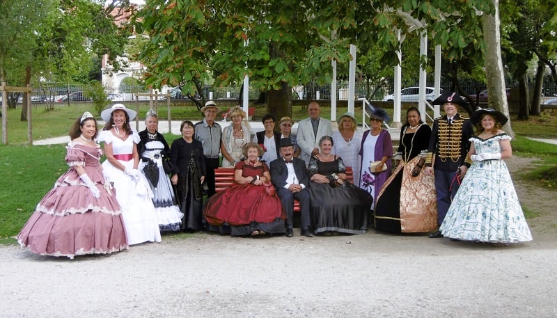 Visite guidée costumée immersive... vivez à la belle époque