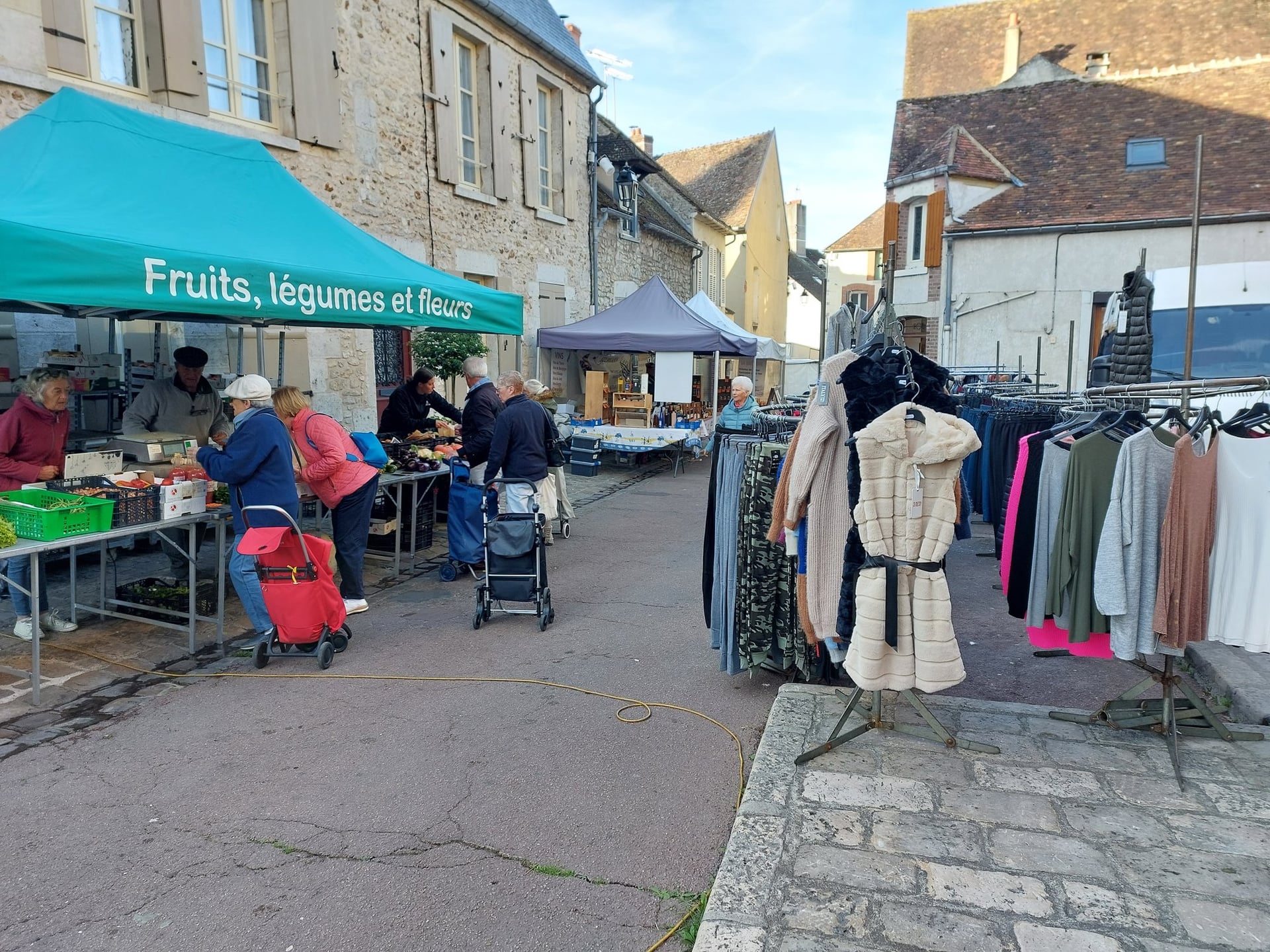 Marché de Ferrières-en-Gâtinais - Vendredi