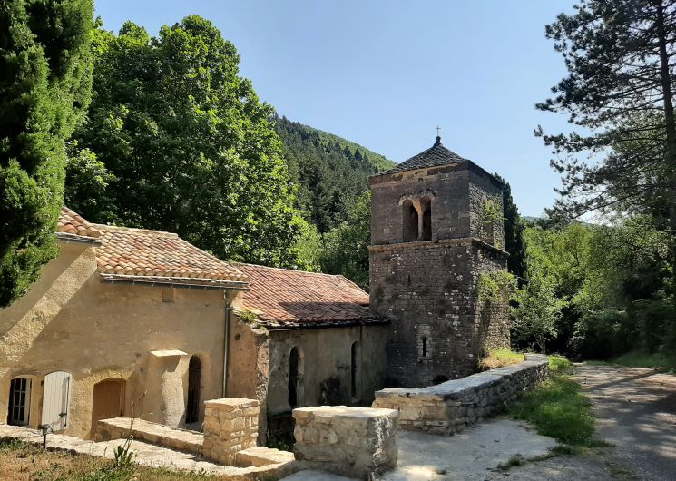 VISITE COMMENTÉE CHAPELLE NOTRE DAME DE NIZE ET FONTAINE DES YEUX