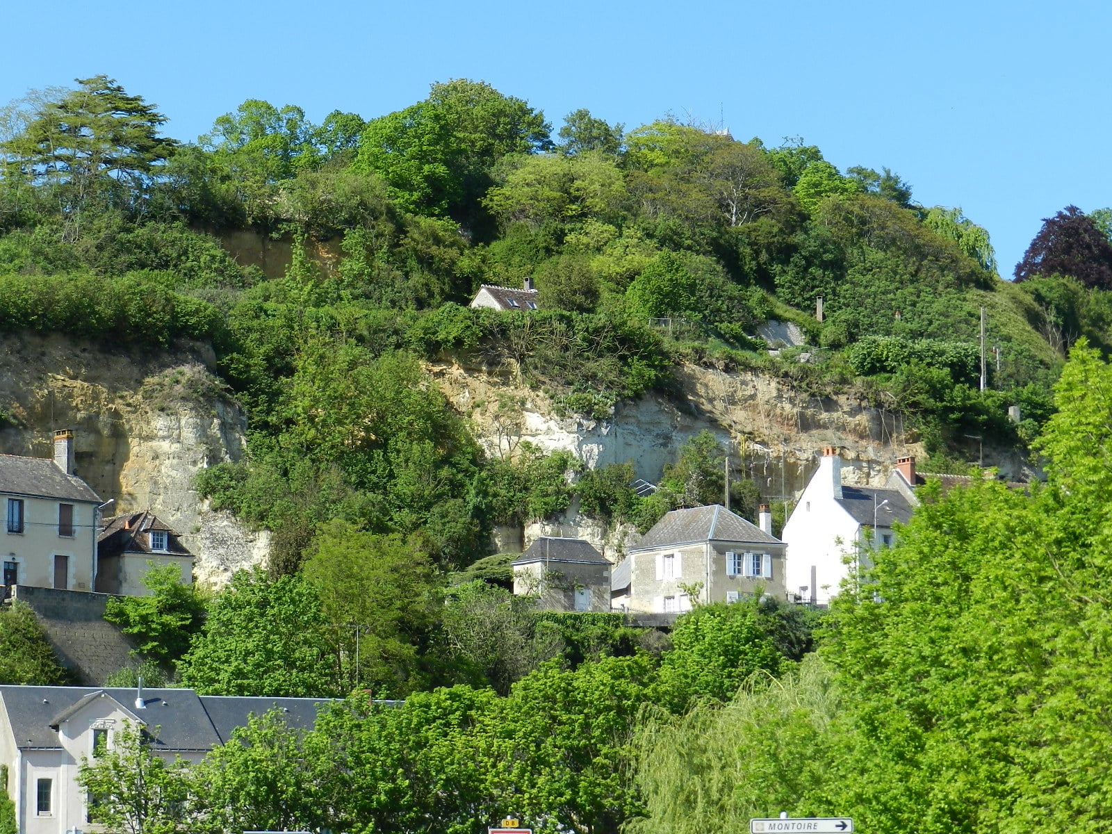 13ème salon troglodytique des métiers d'art et des artistes à Trôo