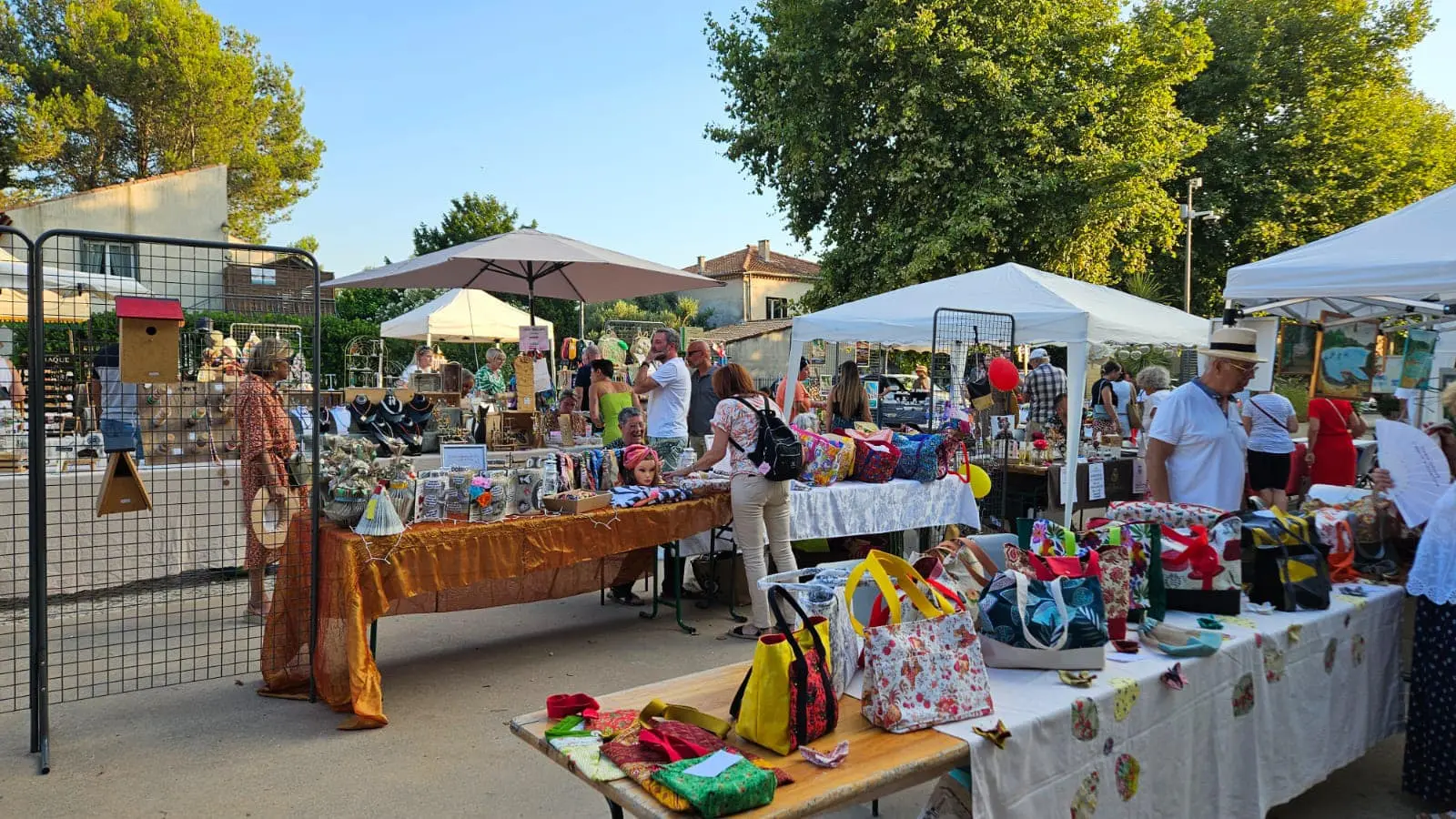 Marché nocturne "Arts et Créations"
