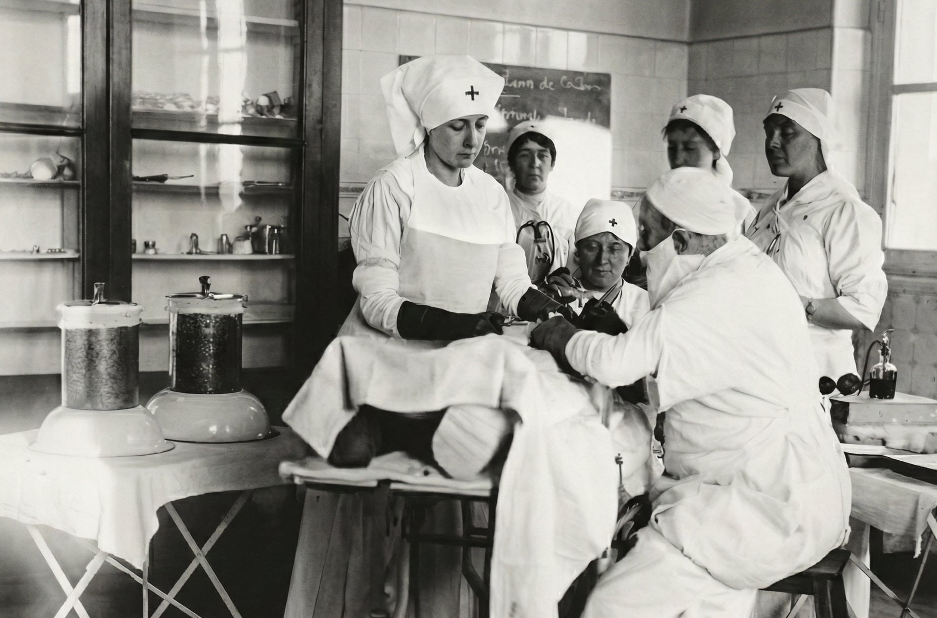 Exposition Regards d'Archives sur la santé - XIIe au XXIe siècle