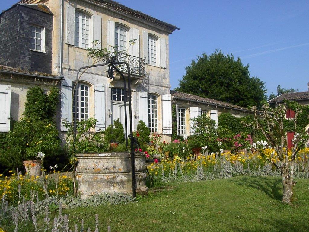 Conférence au Château de Mongenan : "pertinence et la survie des sociétés d'utopie"
