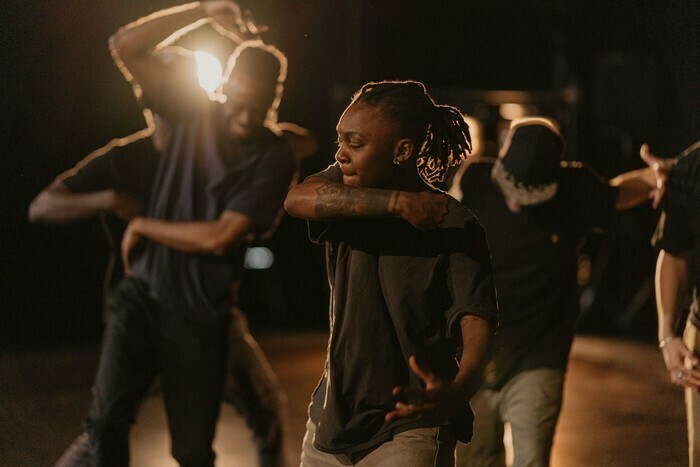 Brut(es) - Cie Chute Libre - Saison Lieu Unique