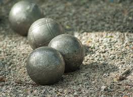 Concours de pétanque