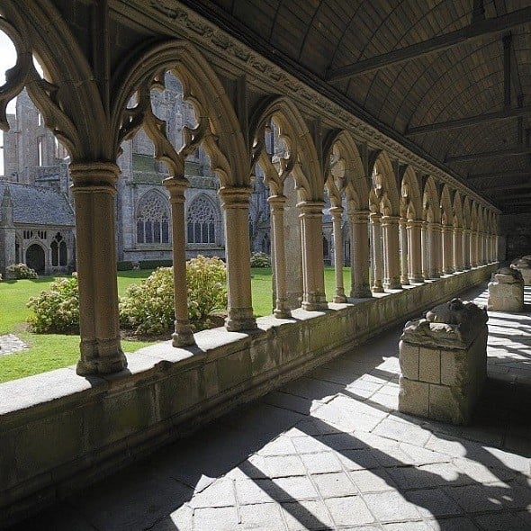 Cloître de la cathédrale Saint Tugdual