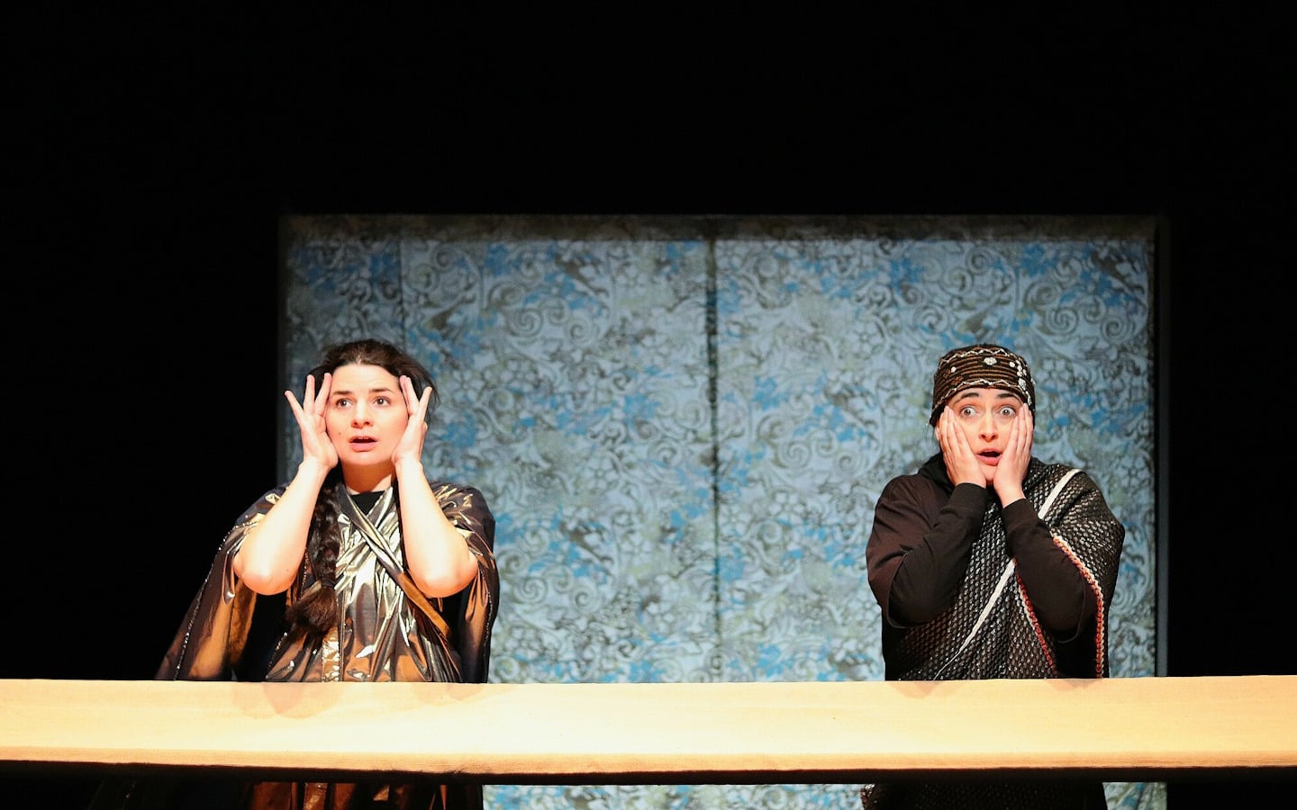 Pièce de théâtre Les filles ne sont pas des poupées de chiffon