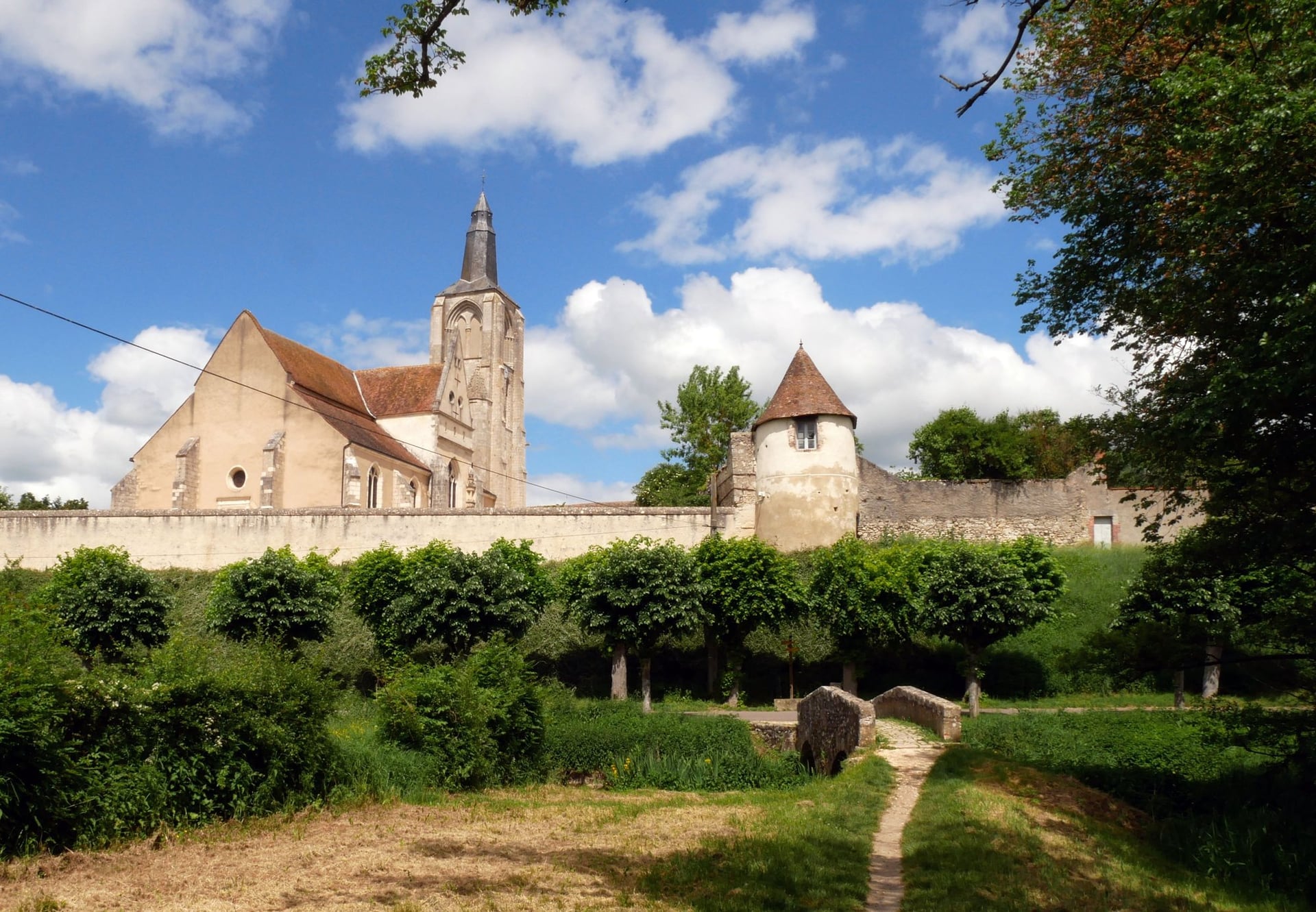 "Un dimanche pour tous" : vide grenier, marché et battage à l’ancienne