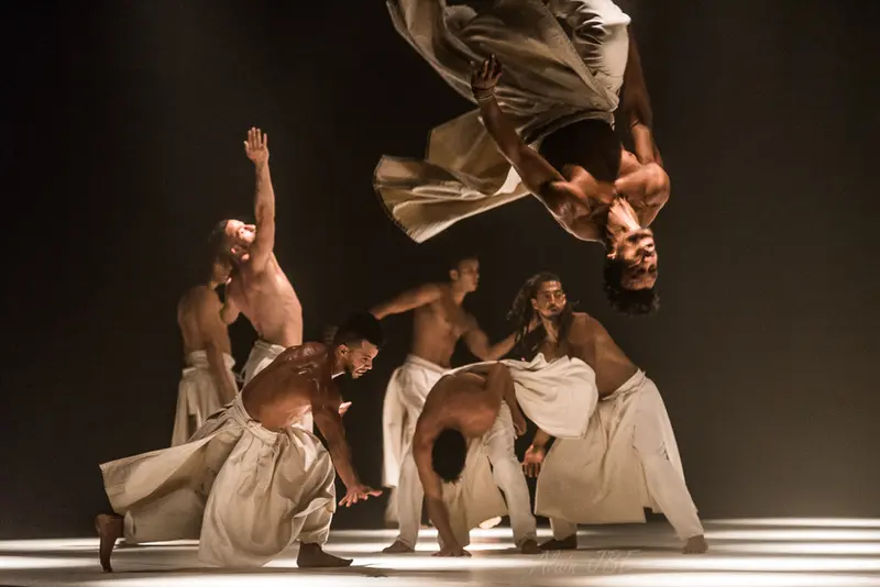[DANSE] Ce que le jour doit à la nuit par la CIE Hervé Koubi