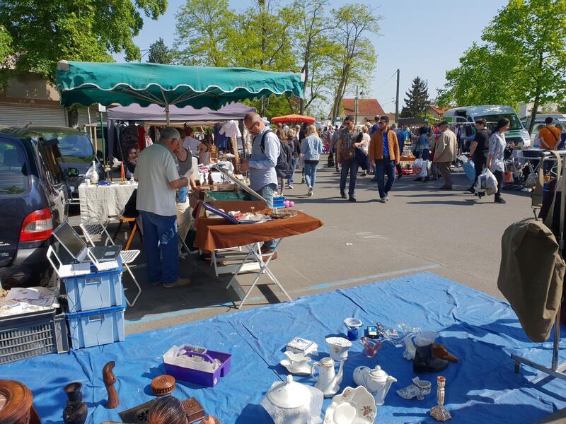 Brocante vide grenier