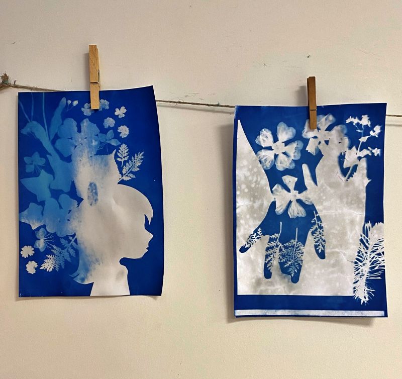 ATELIER BLEU DE PRUSSE : JOUEZ AVEC LA LUMIÈRE